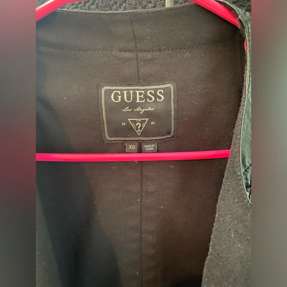 GUESS LEATHER BOMBER JACKET - Picture 5 of 5